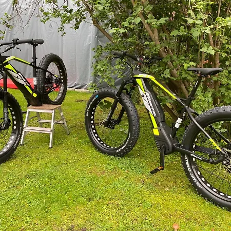 Sonkamocci, E-bikes *